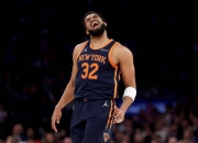 魔术惊艳全场，热火助攻爆棚，唐斯逆转取胜！