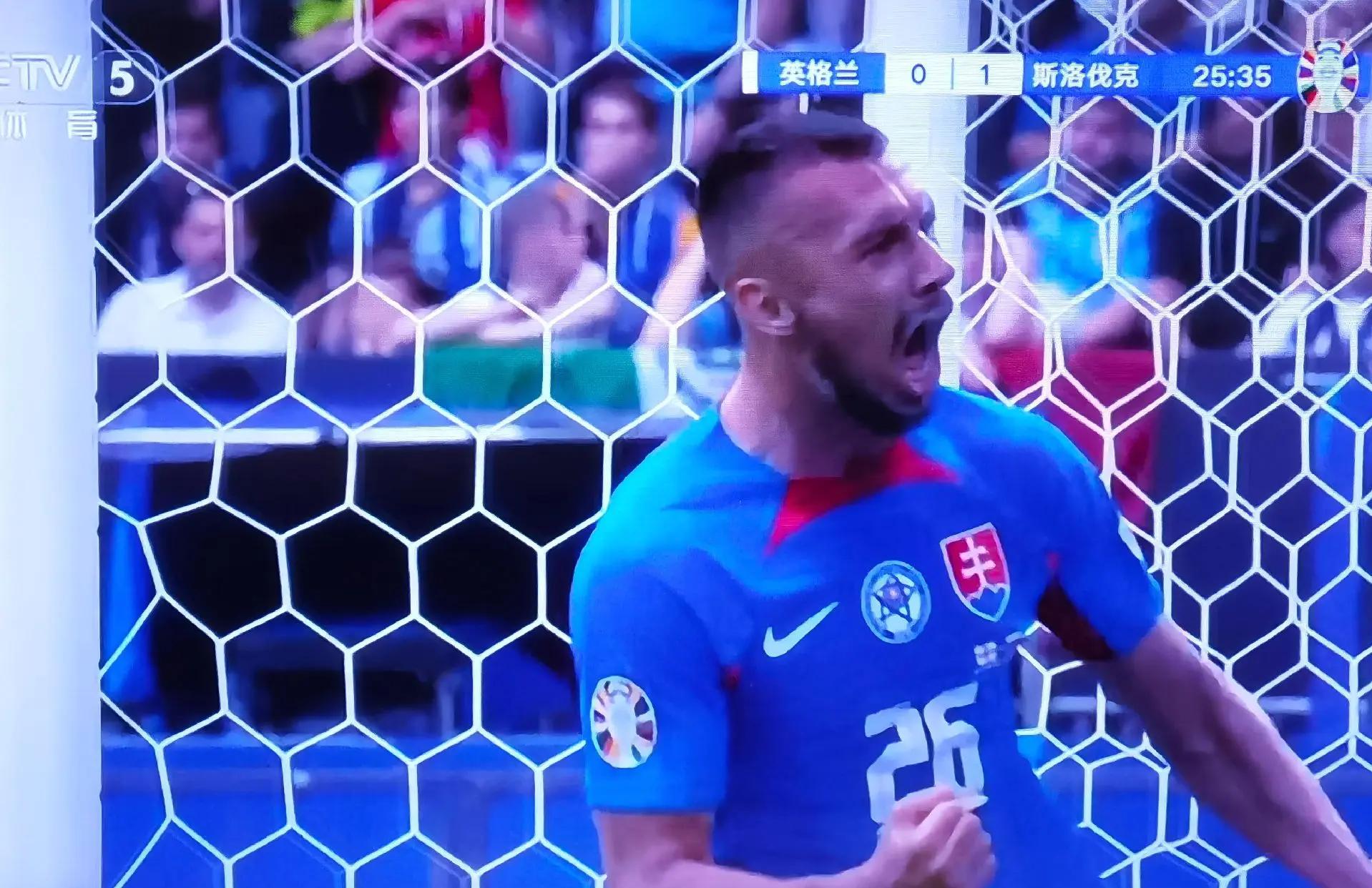 斯洛伐克队意外力压强敌晋级欧国联半决赛 斯洛伐克队意外力压强敌晋级欧国联半决赛