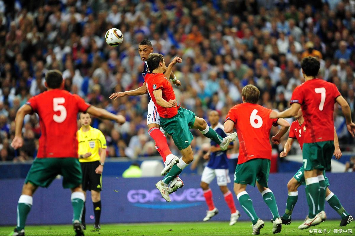 包含那不勒斯逆转胜佛罗伦萨，保持不败的词条