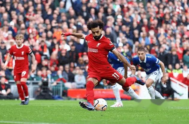 萨拉赫回归赛场，高光表现首场状态亮眼，西班牙队观众沸腾！